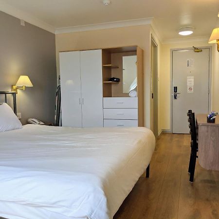 247Hotel.Com Олдхам Экстерьер фото