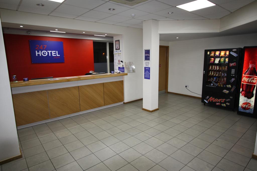 247Hotel.Com Олдхам Экстерьер фото